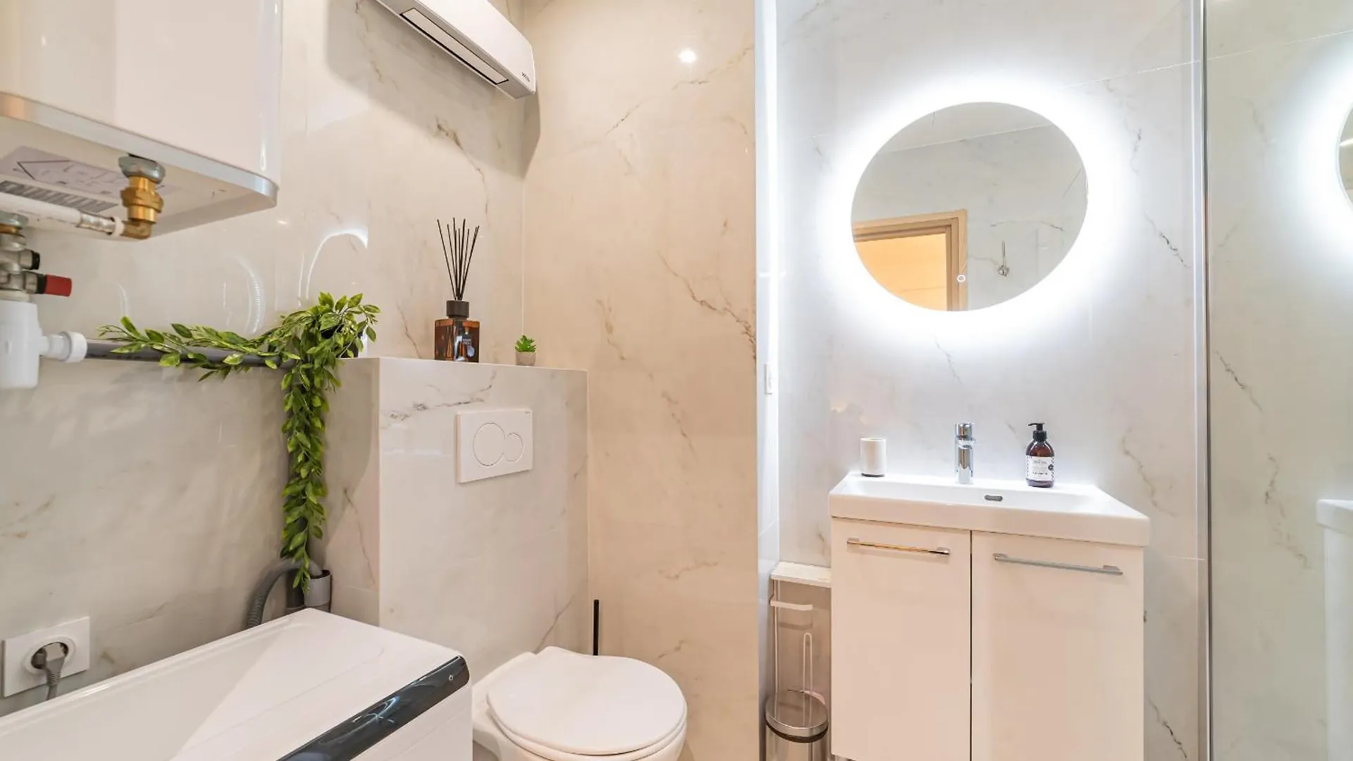 B G Cocon Meyerbeer - Grimaldi Promenade Des Angla Apartment Nice